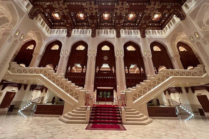 Private Muscat City Tour: 4-Hour Old Muscat, Grand Mosque & Muttrah Corniche photo 3