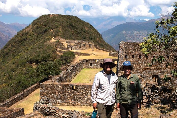 Choquequirao to Machu Picchu: A 7-Day Inca Trek Through Cloudforest and High Andean Puna photo 2