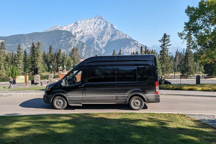 Canadian Rockies Summer Private Tour: Multi-Day Rocky Mountains Adventure photo 2