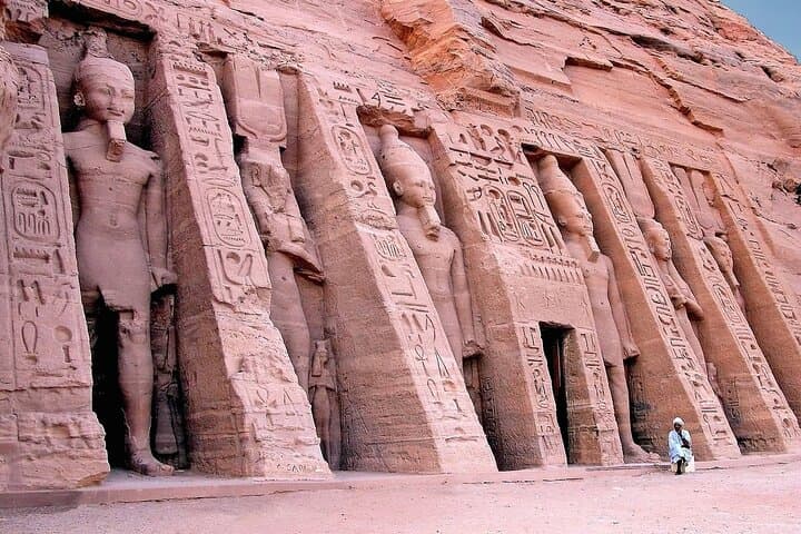 Abu Simbel Day Trip from Cairo — Flight to the Temples of Ramesses II photo 3