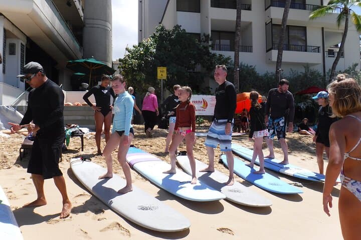 Oahu Semi-Private Surf Coaching: Waikiki Longboard & Shortboard Lessons photo 5