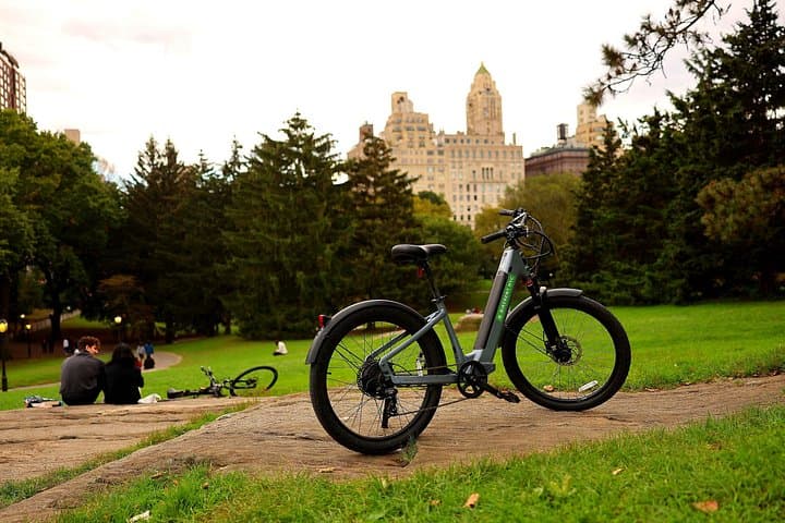 Ride Central Park: New York City E-Bike Rentals & Urban Cycling Guide photo 4