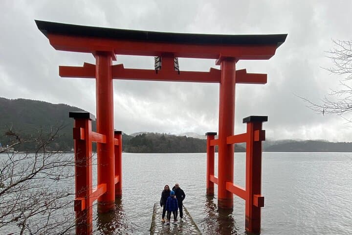 Hakone and Mt. Fuji Private Day Trip — Lake Ashinoko, Owakudani & Open‑Air Museum