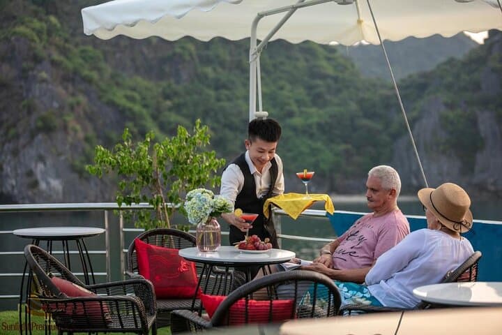 Lan Ha Bay Boutique Cruise: 2-Day Kayaking, Swimming & Viet Hai Village Bike Tour photo 4
