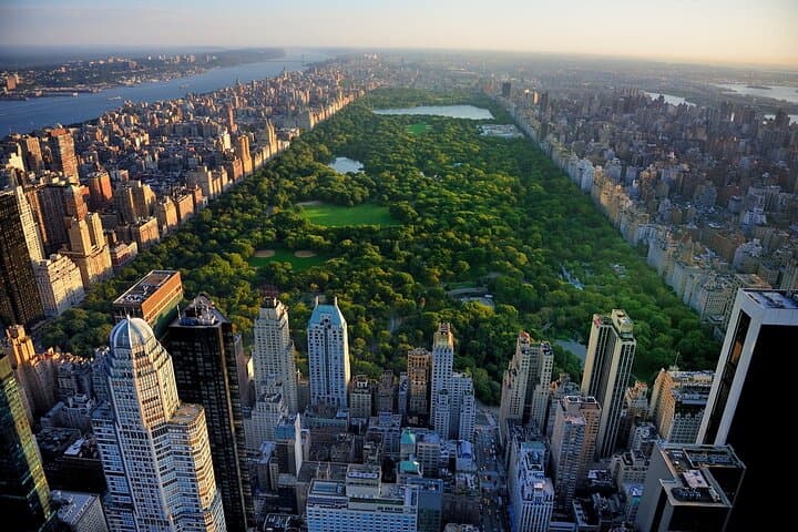Full-Day Private Walking Tour of New York City: Central Park, Brooklyn Bridge & Little Island photo 2