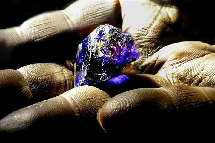 Merelani Tanzanite Mining Day Trip from Arusha: Explore Mines & Gem Shops photo 4