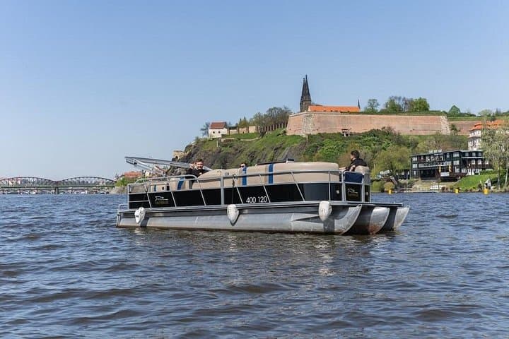 Private 3-Hour Pontoon Cruise on Prague’s Vltava — Unlimited Beer or Prosecco photo 3