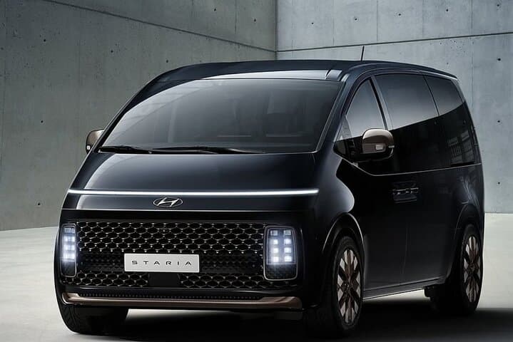 Custom Seoul Full-Day Private Van Tour — Flexible Sightseeing for Your Group photo 4