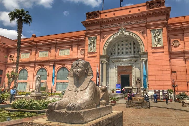 2-Day Private Giza Plateau & Egyptian Museum Tour — Pyramids, Saqqara & Dahshur photo 4
