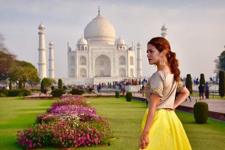 Jaipur to Taj Mahal Same-Day Tour with 5-Star Lunch: Drive, Monuments & Local Flavors photo 5