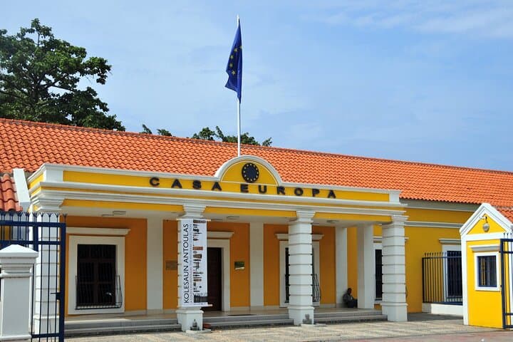 Private Romantic Walking Tour in Dili: Cultural Highlights & Historic Sites photo 4