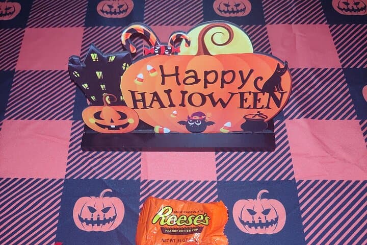 Tales of Salem Candyland Tour: Historic Candy Shops & Halloween Sweet Stories photo 5