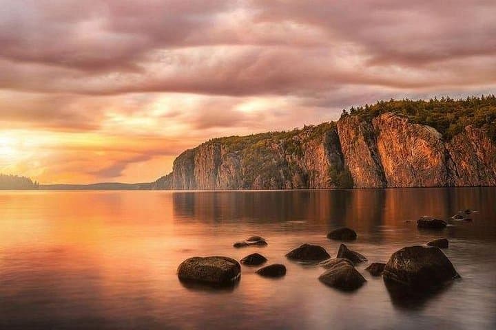 Napanee to Bon Echo: Full-Day Hiking, Canoe Scavenger Hunt & Mazinaw Rock Adventure