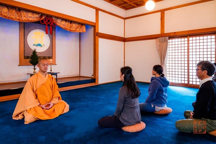 Koyasan 7-Hour Temple Experience: Shakyo, Ajikan Meditation & Vegetarian Lunch