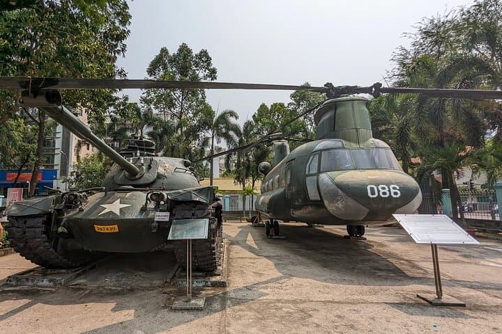 Half-Day Private Ho Chi Minh City Tour — Saigon Sights by Car photo 2