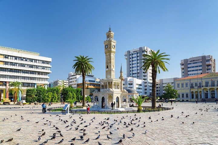 Private Full-Day Shore Tour in Izmir: Konak, Asansör & Balçova Gondola photo 1