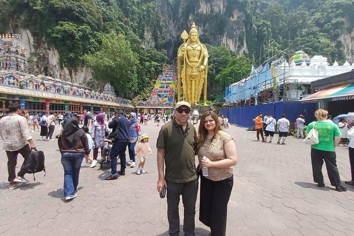Kuala Lumpur Countryside & Batu Caves Half-Day Tour — Royal Selangor, Batik and 272 Steps photo 2