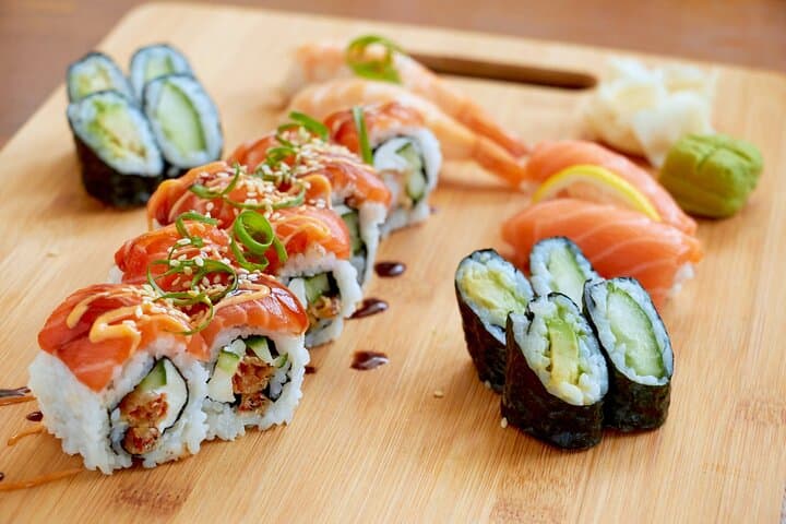 Fort Lauderdale Brewery Sushi Class: Learn to Roll Salmon & Veggie Rolls photo 4