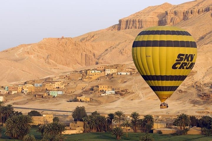 Private Hot Air Balloon Ride Over Luxor at Dawn — Nile Valley Sunrise photo 4
