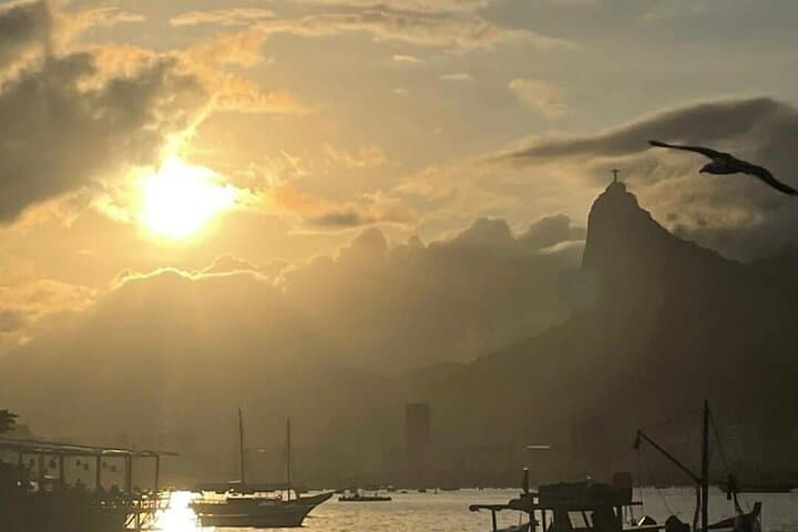 Rio Sunset Sail: 3-Hour Guanabara Bay Cruise with Caipirinha photo 4