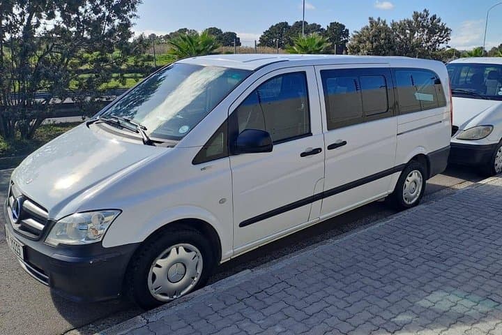 Cape Town Private Airport Transfer — Fast, Private Ride Between CTIA and City Hotels photo 1
