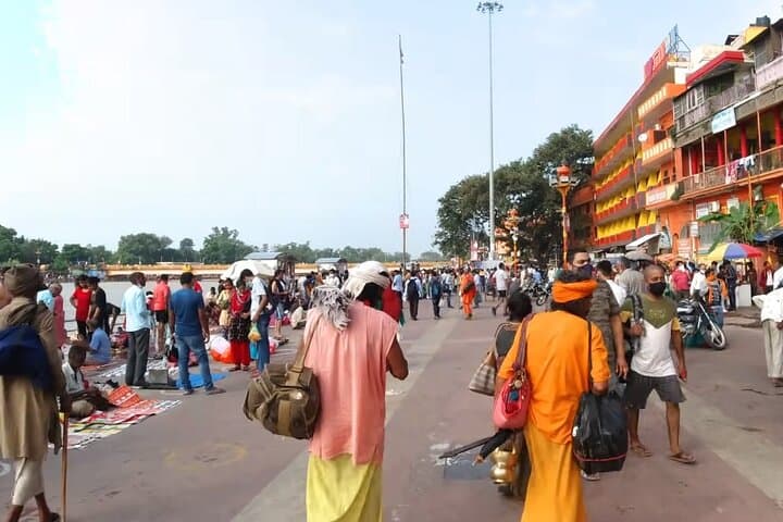 Haridwar Guided Walking Tour: Ghats, Temples & Evening Ganga Aarti photo 3