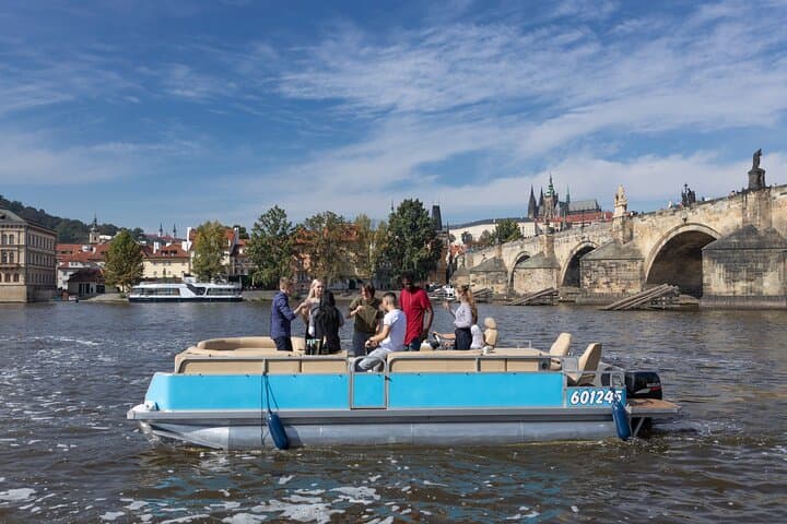 Prague Prosecco Cruise: Private 60-Minute Vltava Boat Experience photo 2