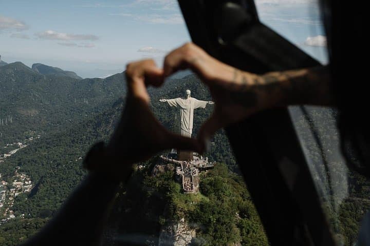20-Minute Helicopter Tour Over Rio: Christ the Redeemer & Sugarloaf Views photo 3