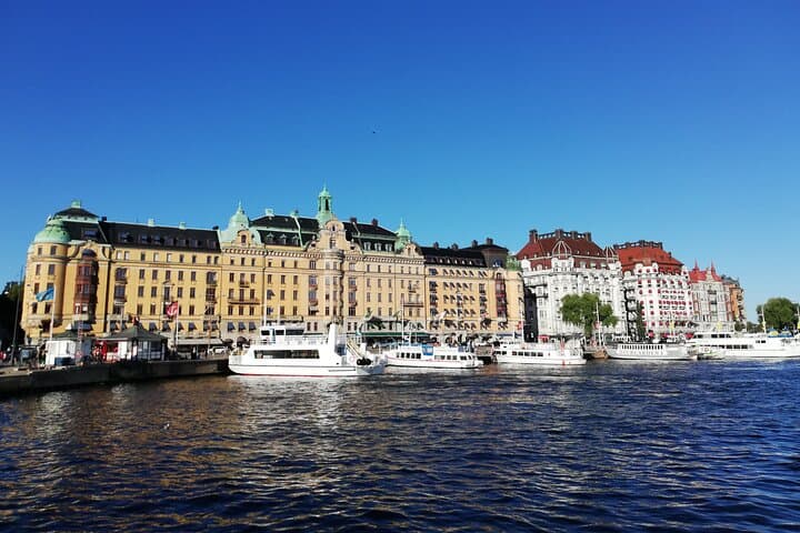 Scandinavian Art, Architecture & Design Walking Tour in Stockholm photo 4