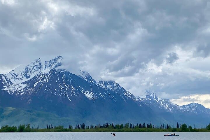 Knik River Ladies-Only Kayak: Glacier-Feed Paddle from Old Knik Bridge photo 5