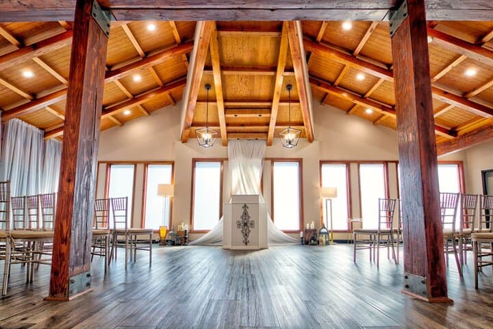 Las Vegas Wedding at The Little Vegas Chapel — Intimate Chapel Ceremony & Photos photo 2