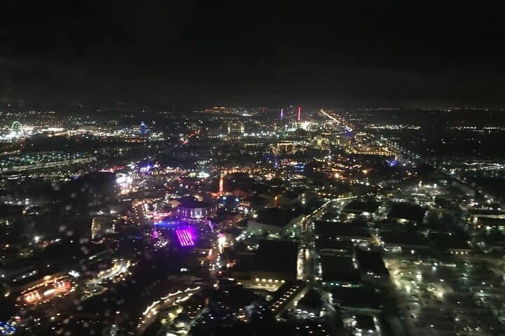 After-Hours Helicopter Tour Over Orlando Theme Parks — 15-Min Night Flight photo 5