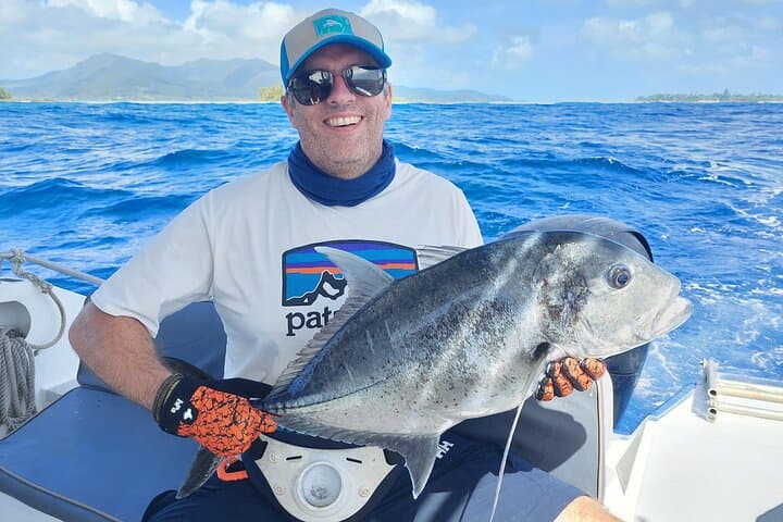 Private Big-Game Fishing and Lagoon Snorkel from Uturoa, Raiatea photo 3