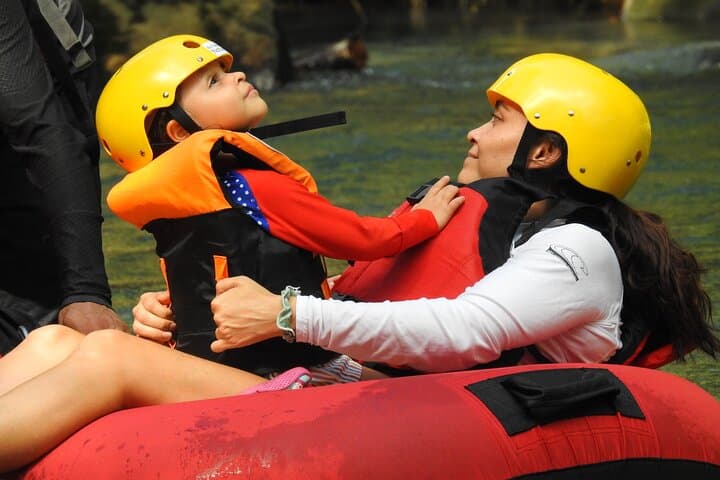 Rio Celeste Full-Day Hiking and Tubing Adventure from La Fortuna photo 4