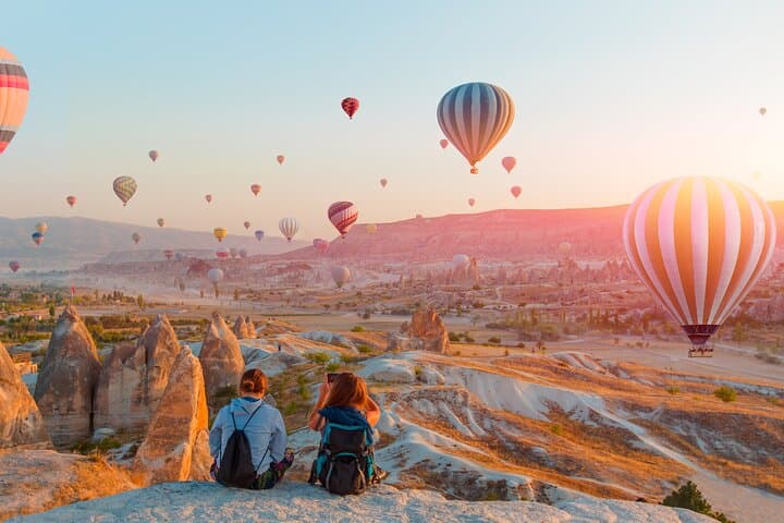 2-Day Cappadocia Tour: Göreme Valleys, Underground City & Pottery