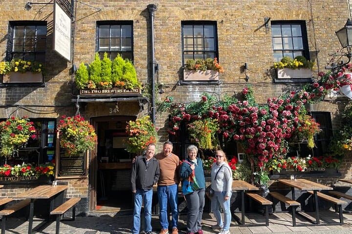 Windsor Daily Town Walking Tour: Castle, Thames & Eton (90 Minutes) photo 6