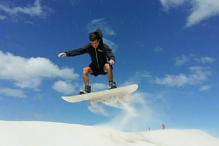 Sandboarding Atlantis Dunes: Cape Town’s White-Sand Speed Run