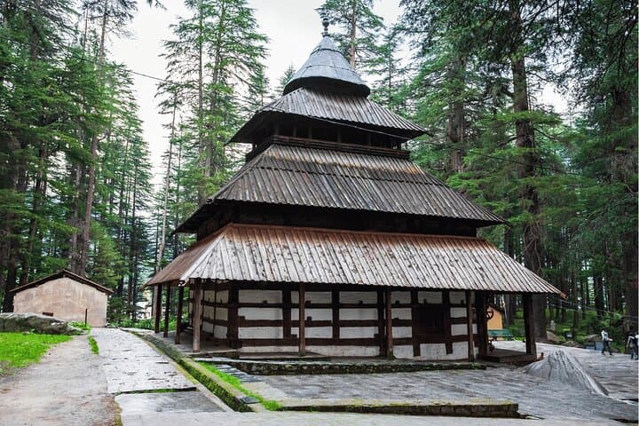 Manali Heritage Walking Tour: 2-Hour Old Town Cultural Walk photo 5
