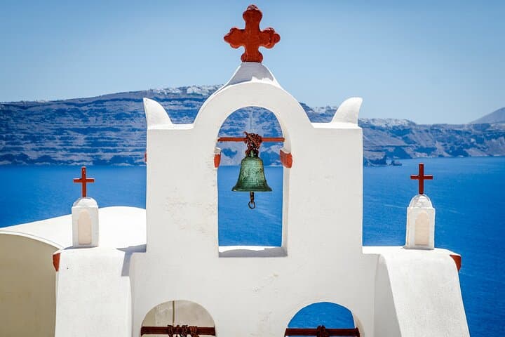 Santorini Delight Mini-Group Shore Excursion — Firostefani, Oia & Perivolos in 5 Hours photo 5
