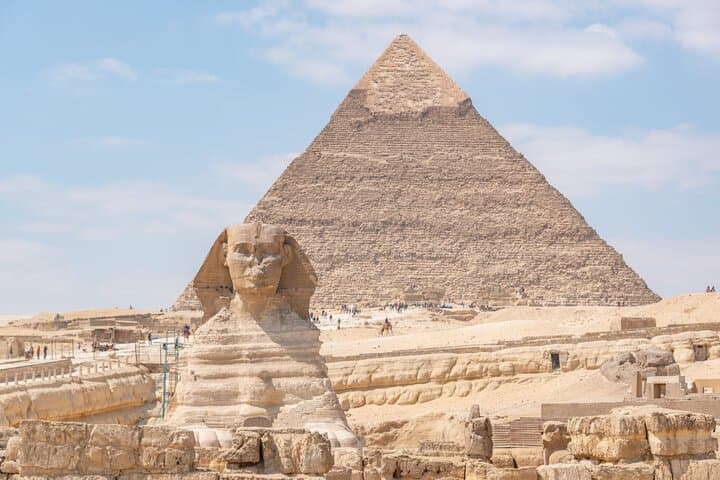 Private Cairo Day Tour: Giza Pyramids, Sphinx, Memphis & Saqqara photo 2