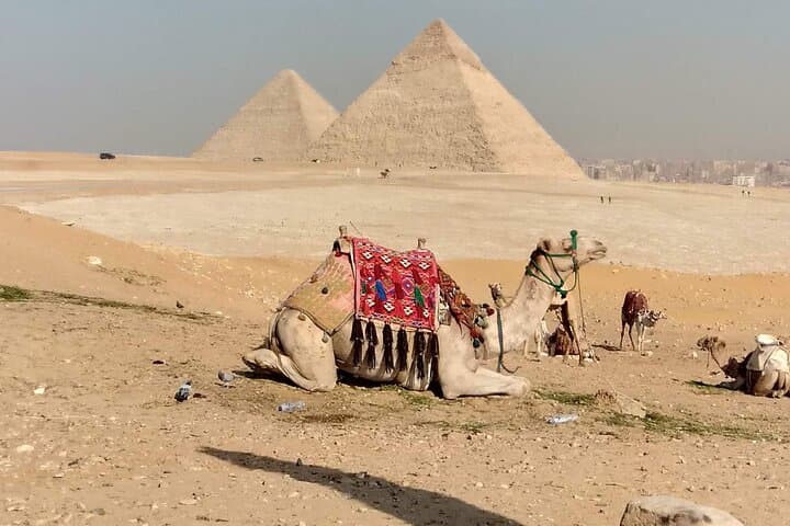 Private Cairo Day Tour: Giza Pyramids, Sphinx, Memphis & Saqqara photo 3