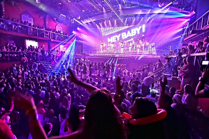 Coco Bongo Punta Cana: Premium Open Bar & Live Show Night