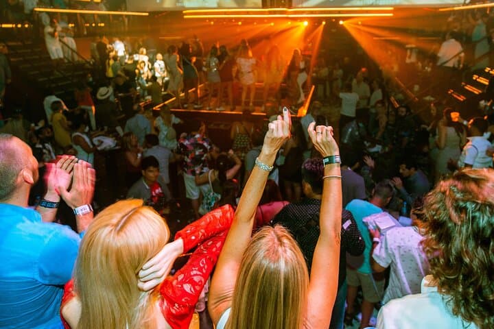 Coco Bongo Punta Cana: Premium Open Bar & Live Show Night photo 2