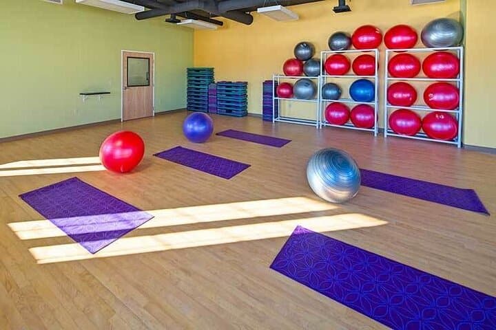 Alaska Premium Fitness Pass — Stay Fit Near Anchorage's Peaks and Coast photo 4