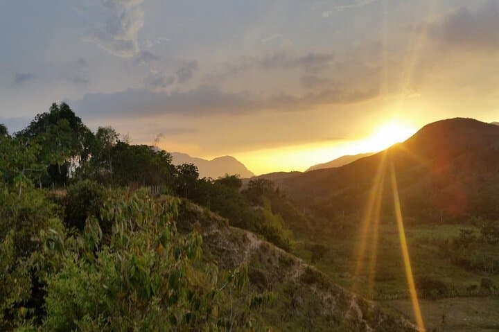 Minca Motorcycle Tour — Pozo Azul Swim, Sierra Views & 1600m Colombian Crest photo 2