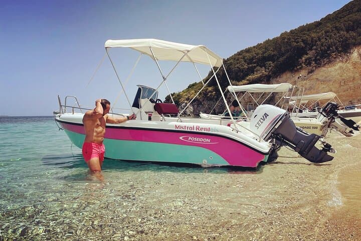 Zante Speedboat Rental to Turtle Island, Keri Caves & Mizithres Beach photo 2