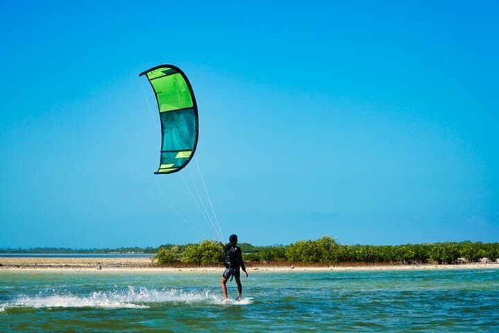 Private Kiteboarding Lessons in Cancun: Isla Blanca Flatwater Clinics photo 6