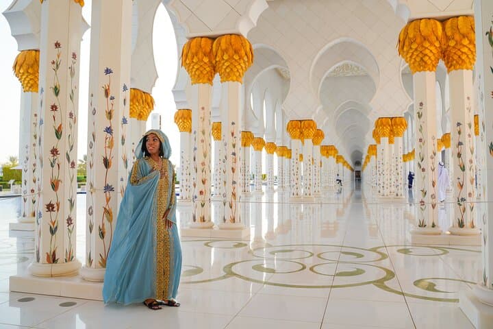 Abu Dhabi Day Tour from Dubai: Sheikh Zayed Grand Mosque & Louvre Abu Dhabi photo 5