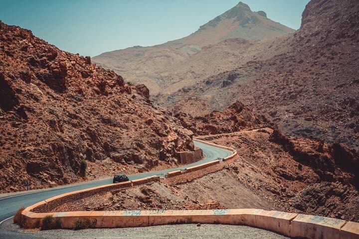 Scenic One-Way Transfer from Errachidia to Merzouga or Erfoud through the Ziz Valley