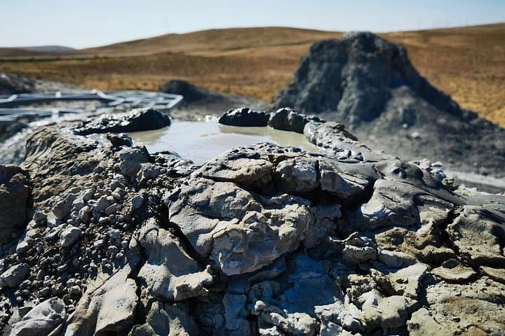 Gobustan and Mud Volcano Tour from Baku: Rock Art and Mud Cones